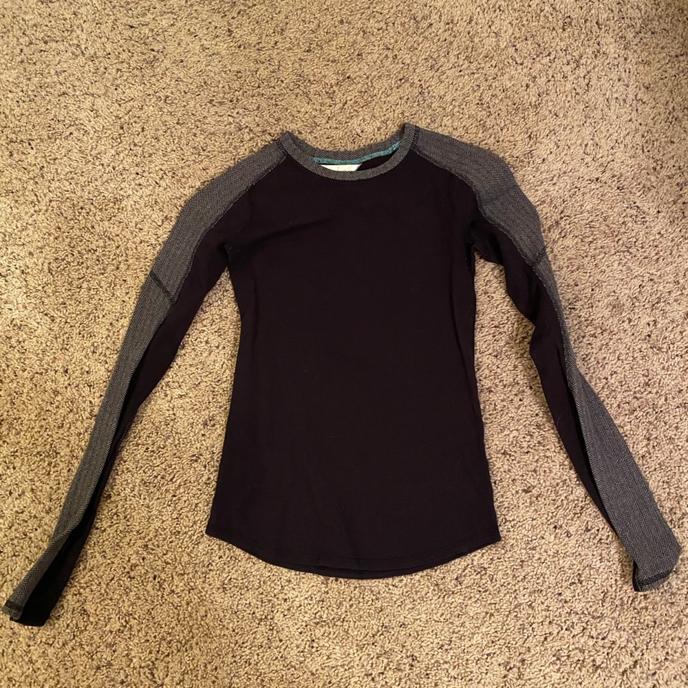 back tight Ivivva long sleeve